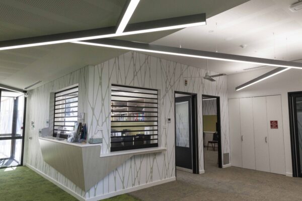 MODERN OFFICE 80W LED SLIM 8FT LINEAR LIGHT | ALUMINIUM - Image 3